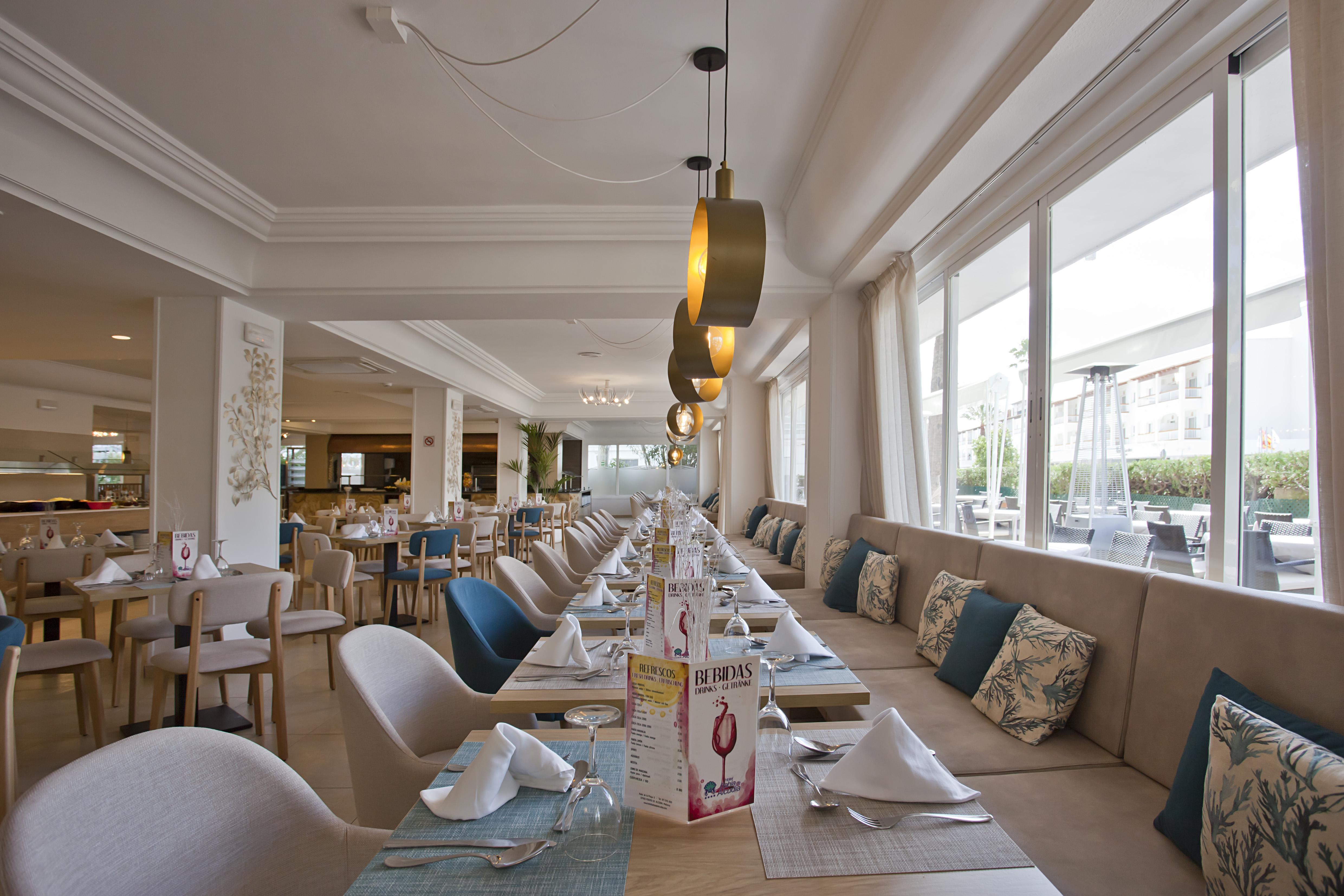 Bahia De Alcudia Hotel & Spa ポルト・ダルクディア エクステリア 写真