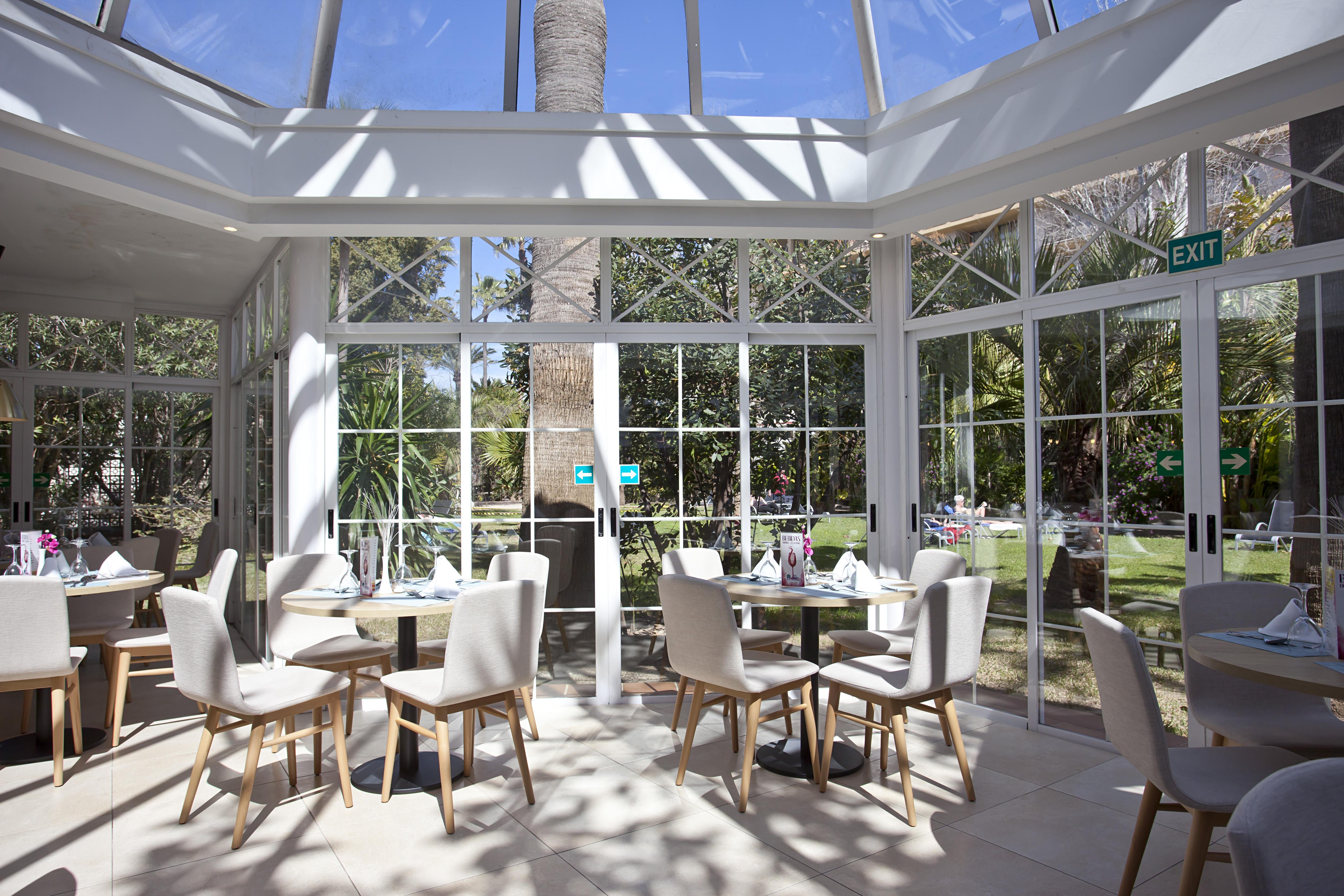 Bahia De Alcudia Hotel & Spa ポルト・ダルクディア エクステリア 写真