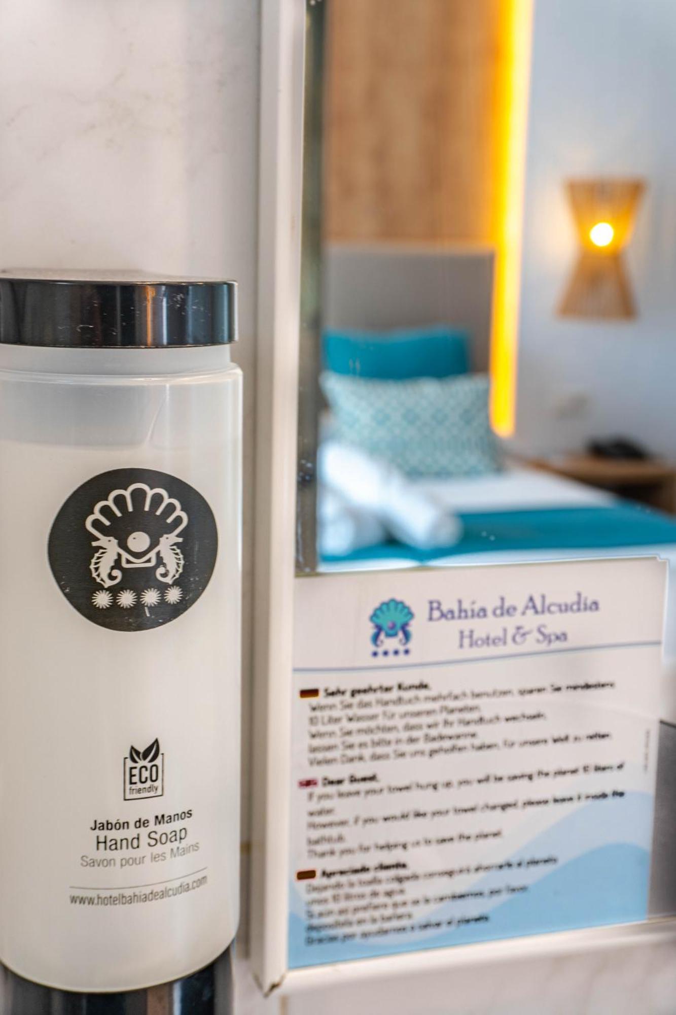 Bahia De Alcudia Hotel & Spa ポルト・ダルクディア エクステリア 写真