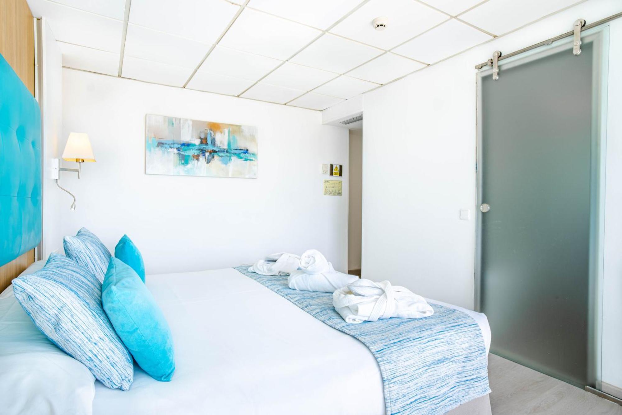 Bahia De Alcudia Hotel & Spa ポルト・ダルクディア エクステリア 写真